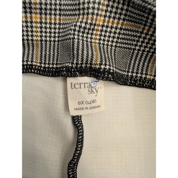 TERRA SKY Plaid Pull-on Stretch Ankle Pants - Picture 8 of 9